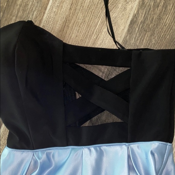 Satin/Jersey Fit & Flare Dress wi/Cutout strapless - Picture 4 of 5